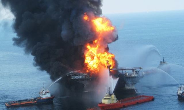 Oild rig explosion