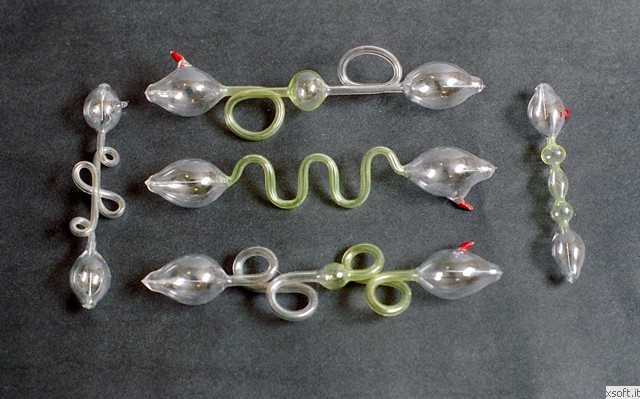 Costruzione del primo tubo di Geissler