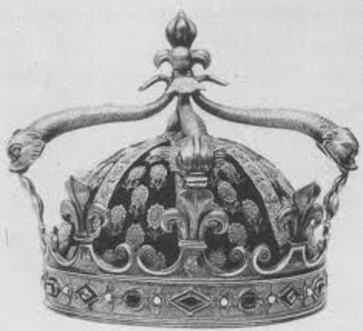 Louis XVI crowned