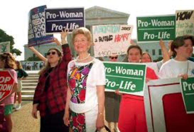 Supreme Court rules to legalize abortion in the Roe v. Wade case