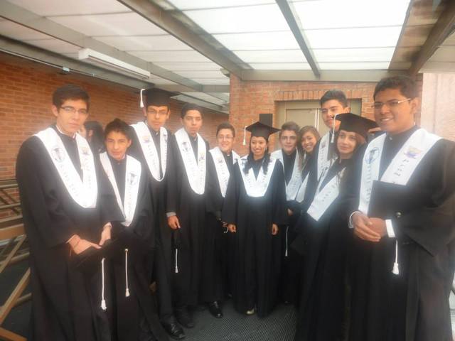 graduacion de bachiller