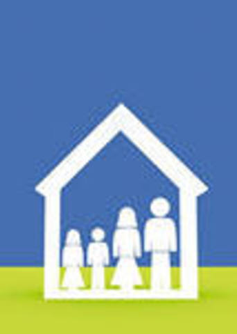 Eine gesunde Familie. Das ist prima und toll. Die Familie kann gut die Freizeit verbringen. Die Angehörigen können zusammen in den Wald gehen, sie können auch das Theater besuchen und anderes.