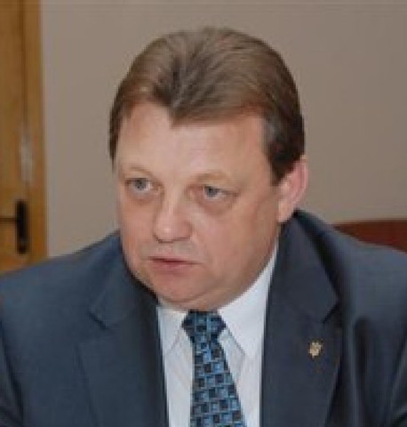 Віктор Гвоздь почав контролювати справи розвідки