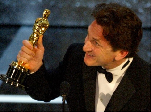 Sean Penn por "Mystic River"