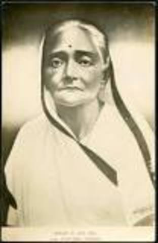 Gandhi's Wife Dies