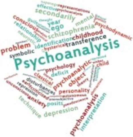 El psicoanálisis influyó con la atención a la personalidad, desarrollo del niño, importancia de los primeros años, relación madre-hijo