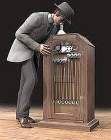 Peephole kinetoscope