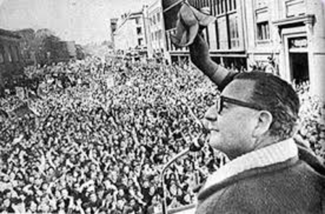 La Via Chilena al Socialismo