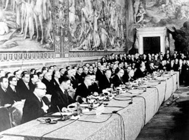 Se firma el Tratado de Roma, dando vida al Mercado Común Europeo