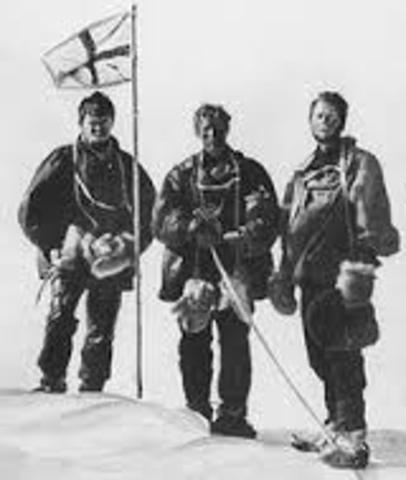 The first time Mawson went to Antarctica.