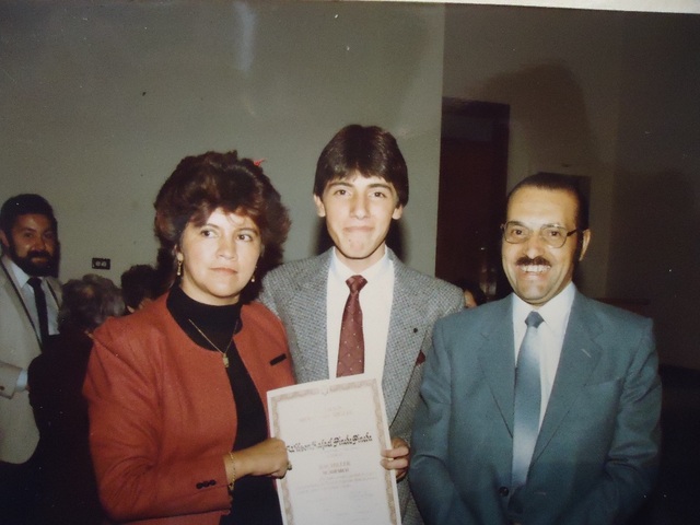 mi papa se gradua del colegio