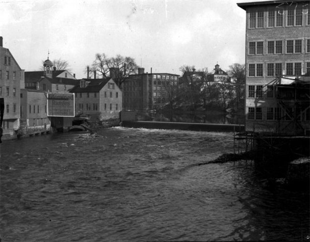 Mill workers hold a suffrage rally in Pawtucket, RI, calling for extending voting rights