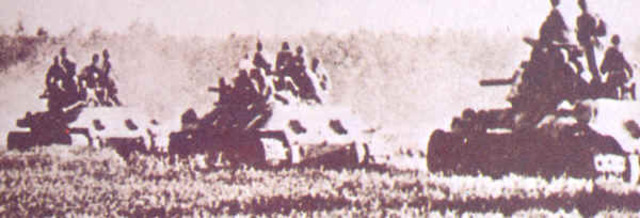 T34 Tanks go to the battlefield.