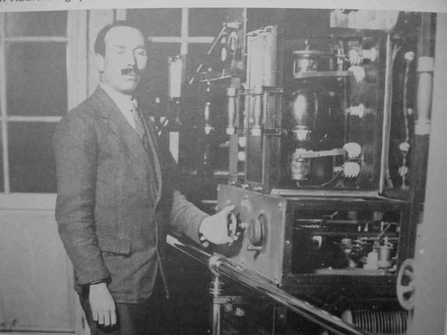 "Radio Bruxelles" wordt omgedoopt tot "Radio Belgique"