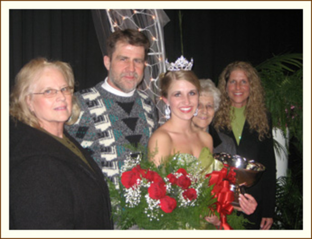 Catelyn Hillegass (My Maple Princess) won Queen