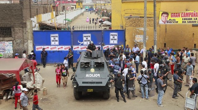 Comerciantes de La Parada Permanecen atrincherados