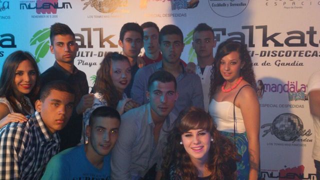 Me voy por primera vez de vacaciones con mis amigos.