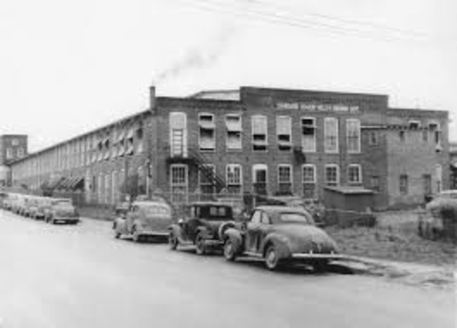 first steam powered mill began