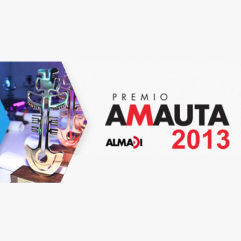 y hasta el silencio destelló un susurro