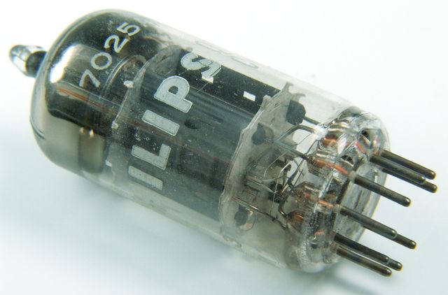 Vacuum Tube (1940-1950)