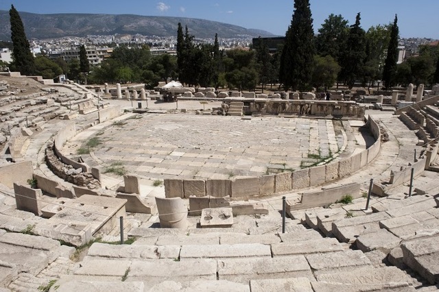 Позвала внучка Жучку.