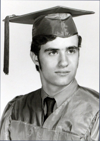 Ronald graduates Eureka Illinios College