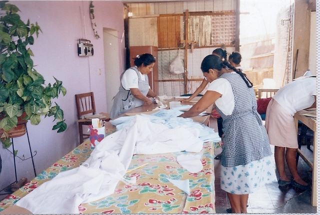 Capacitaciones y trabajo con grupos de base