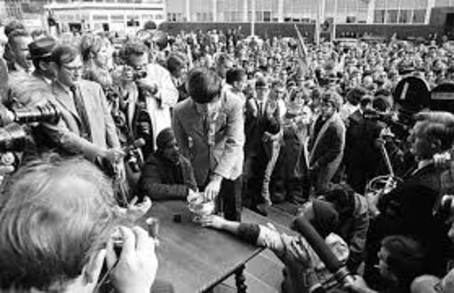 U.S. drafts soldiers for the Vietnamese War