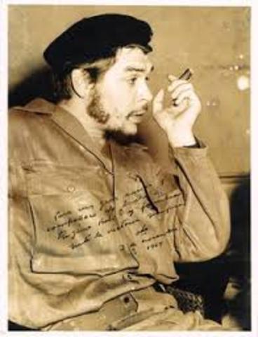 "¿Qué debe ser un joven comunista?" Che.