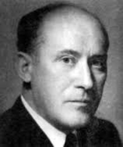 Frederick Griffith is Born