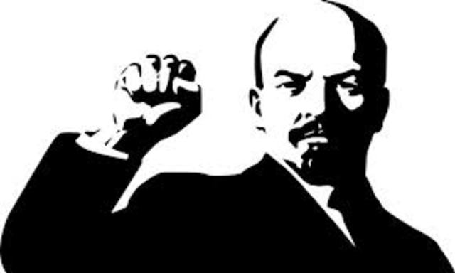 Primeros pasos de lenin en la revolucion