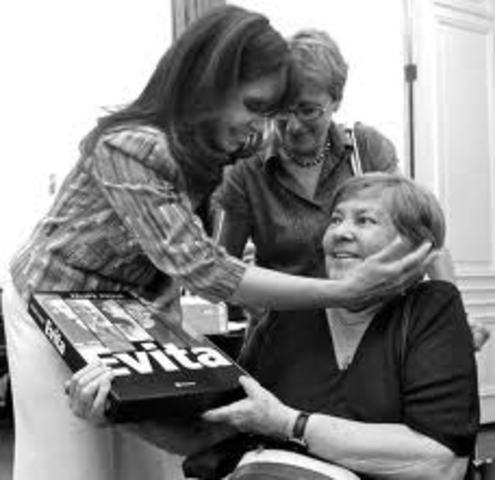 Estrena espectáculo