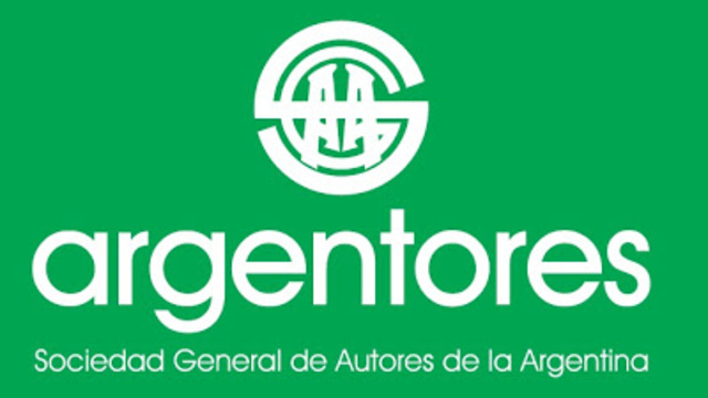 Trabaja como guionista