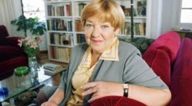 obtiene numerosas distinciones