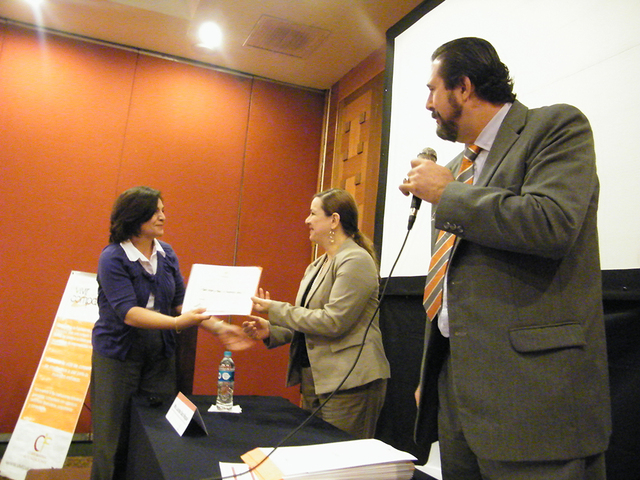 Entrega Acreditaciones Institucionalidad y Transparencia