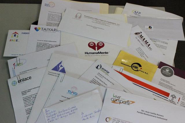 Recolección y envío de cartas a Diputados y Senadores Federales