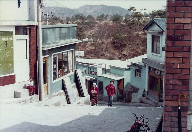 Suicide Hill 1980 - by Gary Hamilton