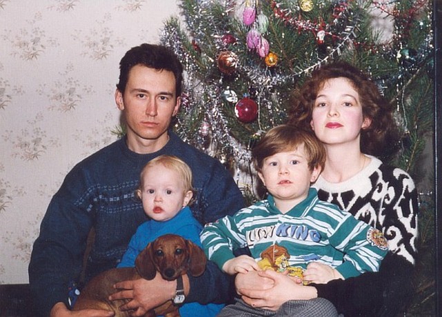 Старшый сын с семьей