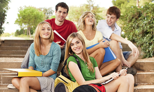 Students this year: 3.722,5 (x1000)