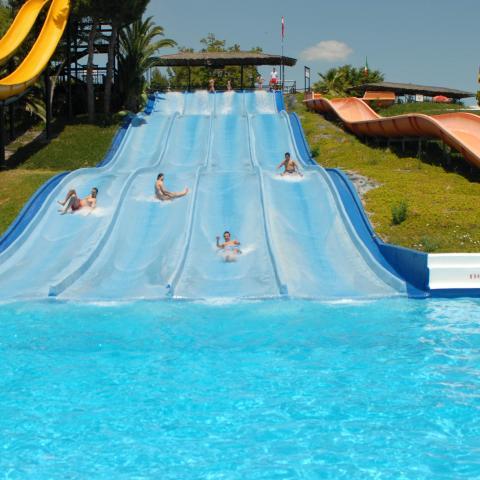 cuando fui a acuopolis por el cumple de mi hermana