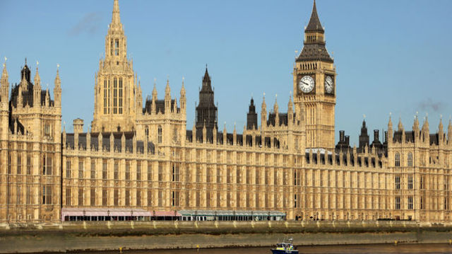 Palacio de Westminster (actual parlamento británico).