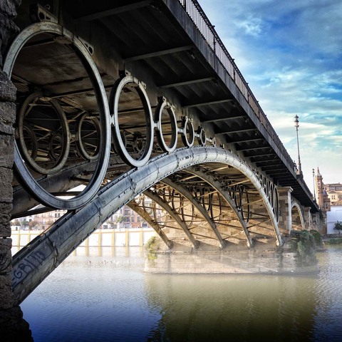 Puente de Isabel II (Puente de Triana).