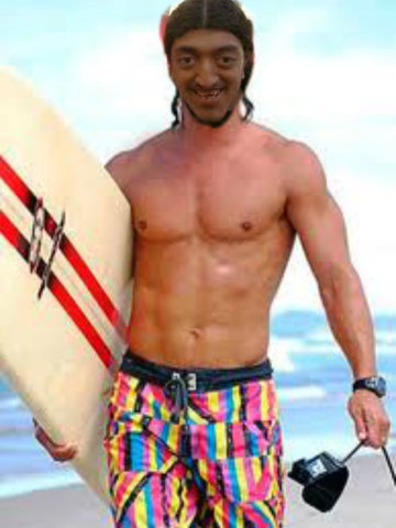 El trenzas en la playa