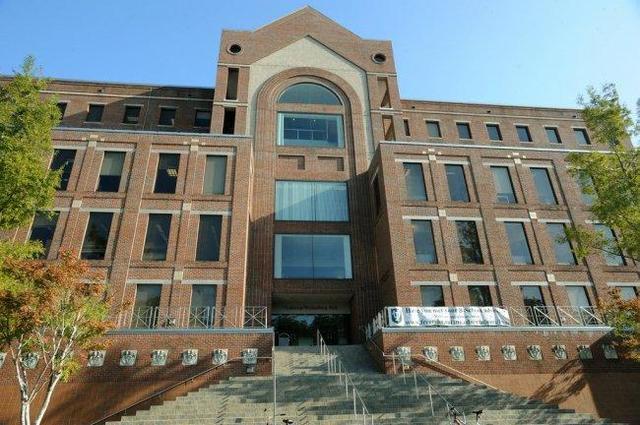 Cración de Colegios Privados