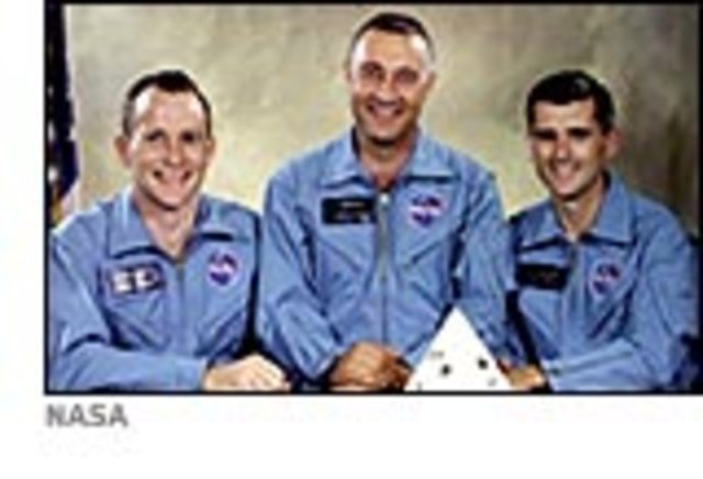 Fire kills 3 astronauts