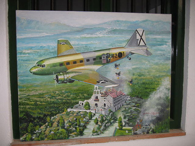 Uso de pavos como paracaídas