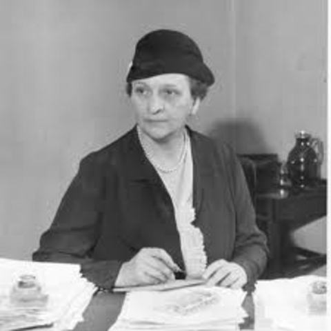 Frances Perkins became the first women cabnit member.