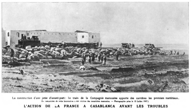 construction de la jetée avant port