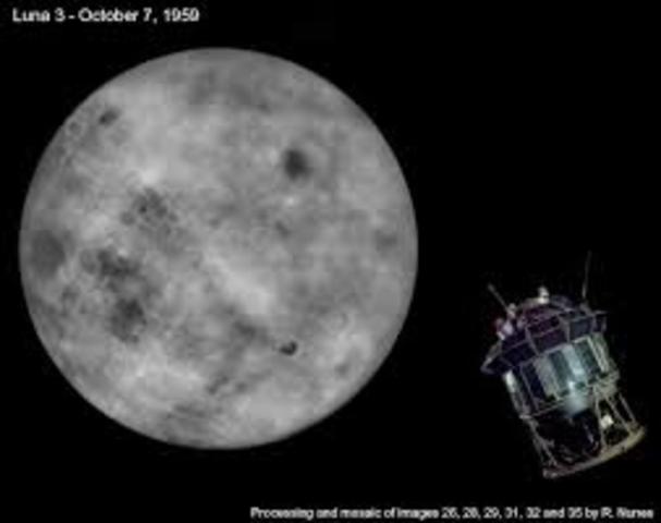 Luna 3 orbits the Moon and photographs 70% of its surface.