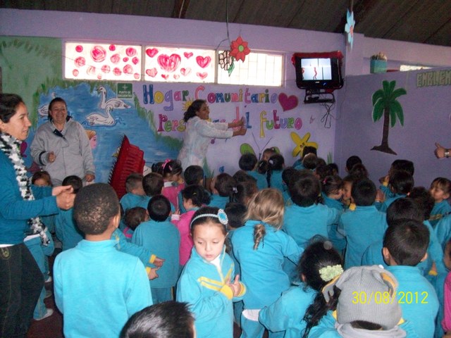 ACTIVIDADES CON LOS NIÑOS Y NIÑAS